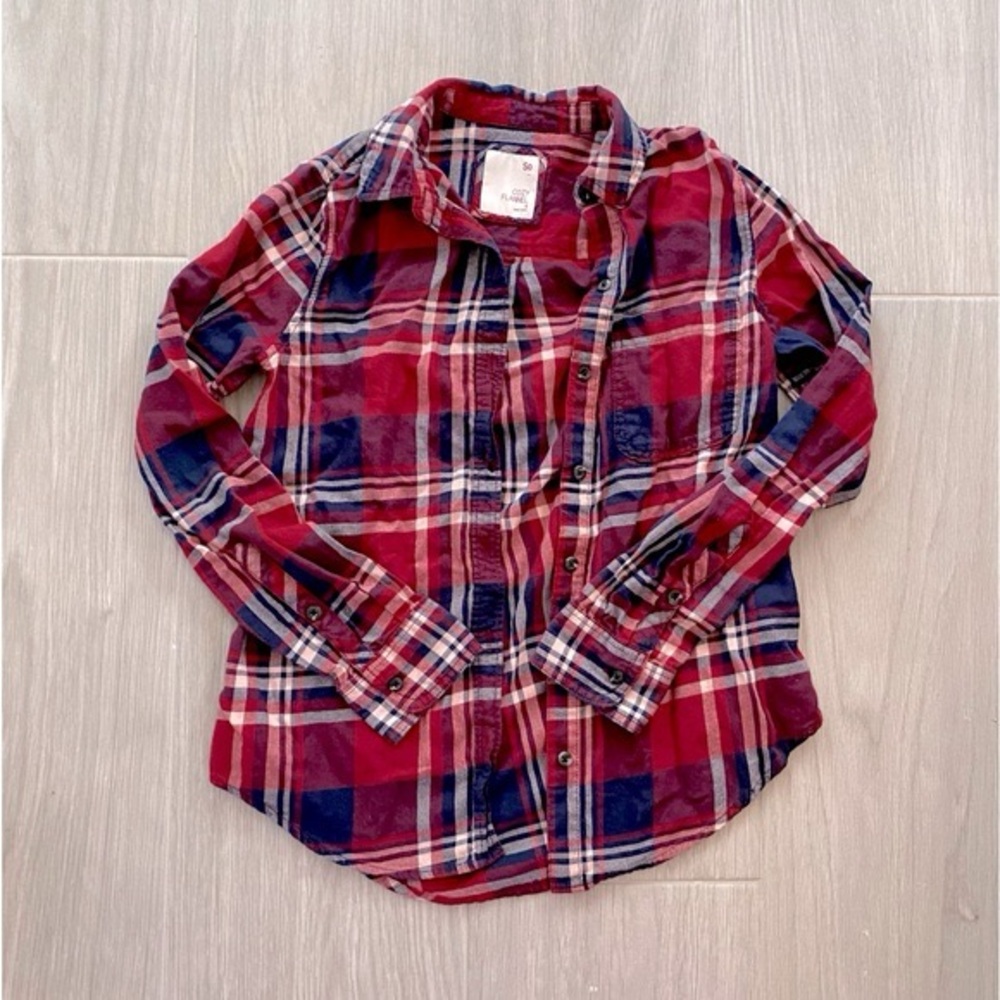 🖤 SO Red/maroon and Navy Plaid Button-Down Shirt